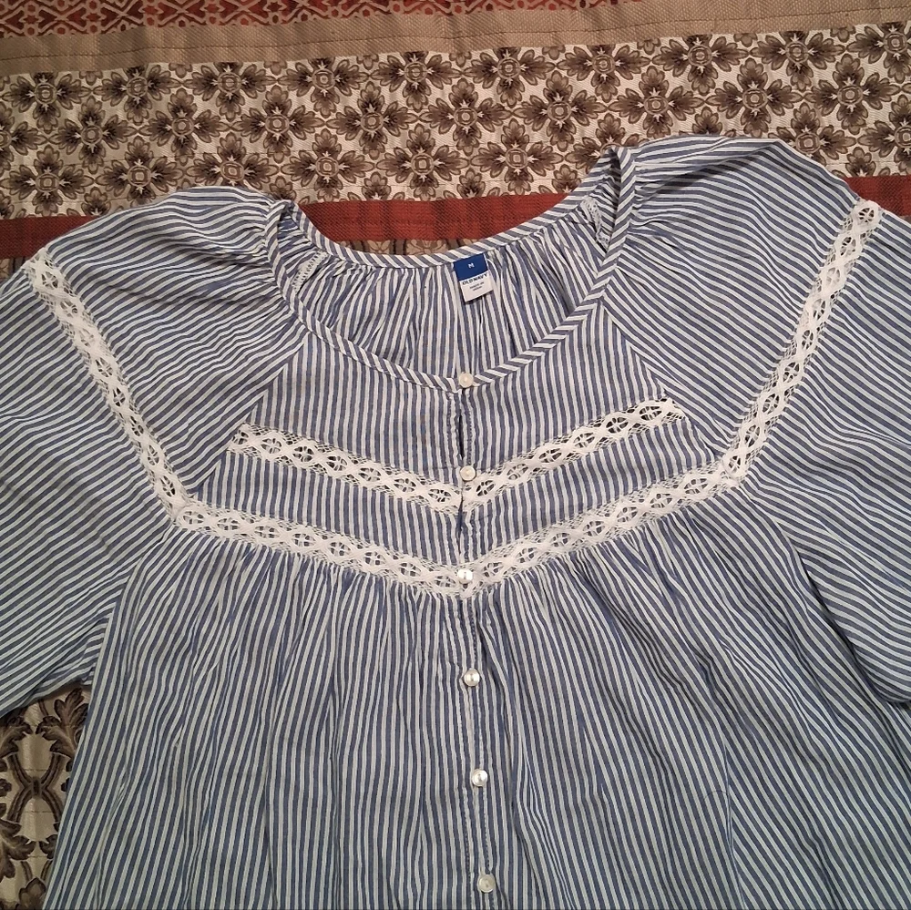 Old Navy Puff Sleeve‎ Lace Button Front Striped Blouse Lightweight Peasant Boho